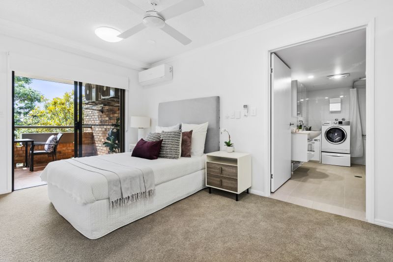 One-bedroom apartment with resort style living