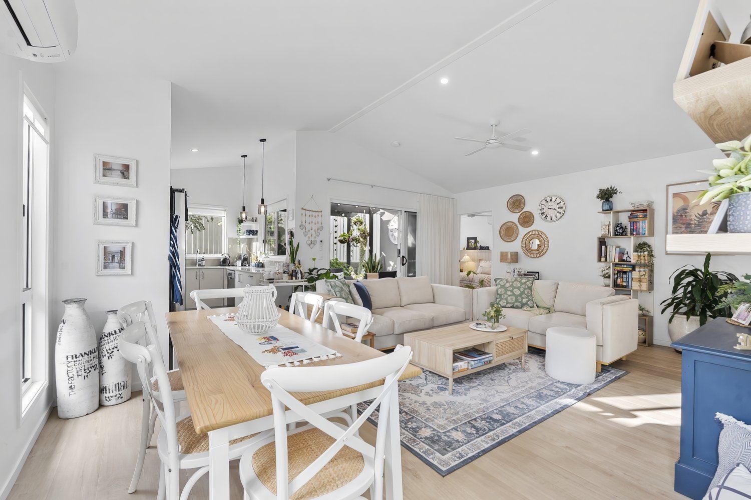 Light, Space and a Private Alfresco Retreat