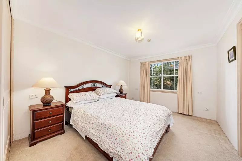 PREFERRED LOCATION, NORTH EASTERLY OUTLOOK