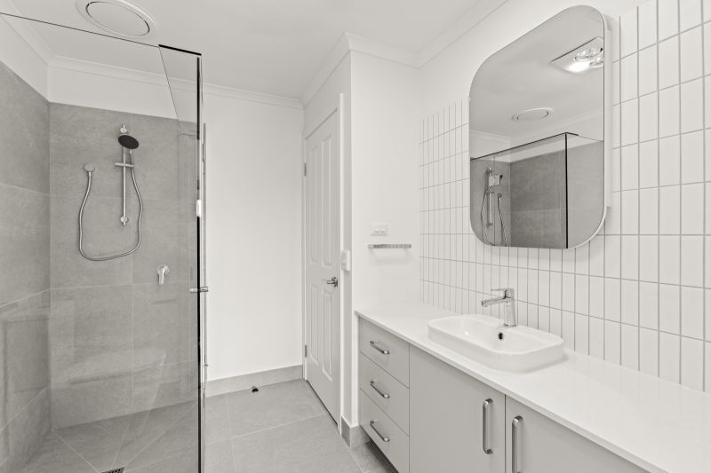 One of Geelong Grove's Largest and Best-Located Homes
