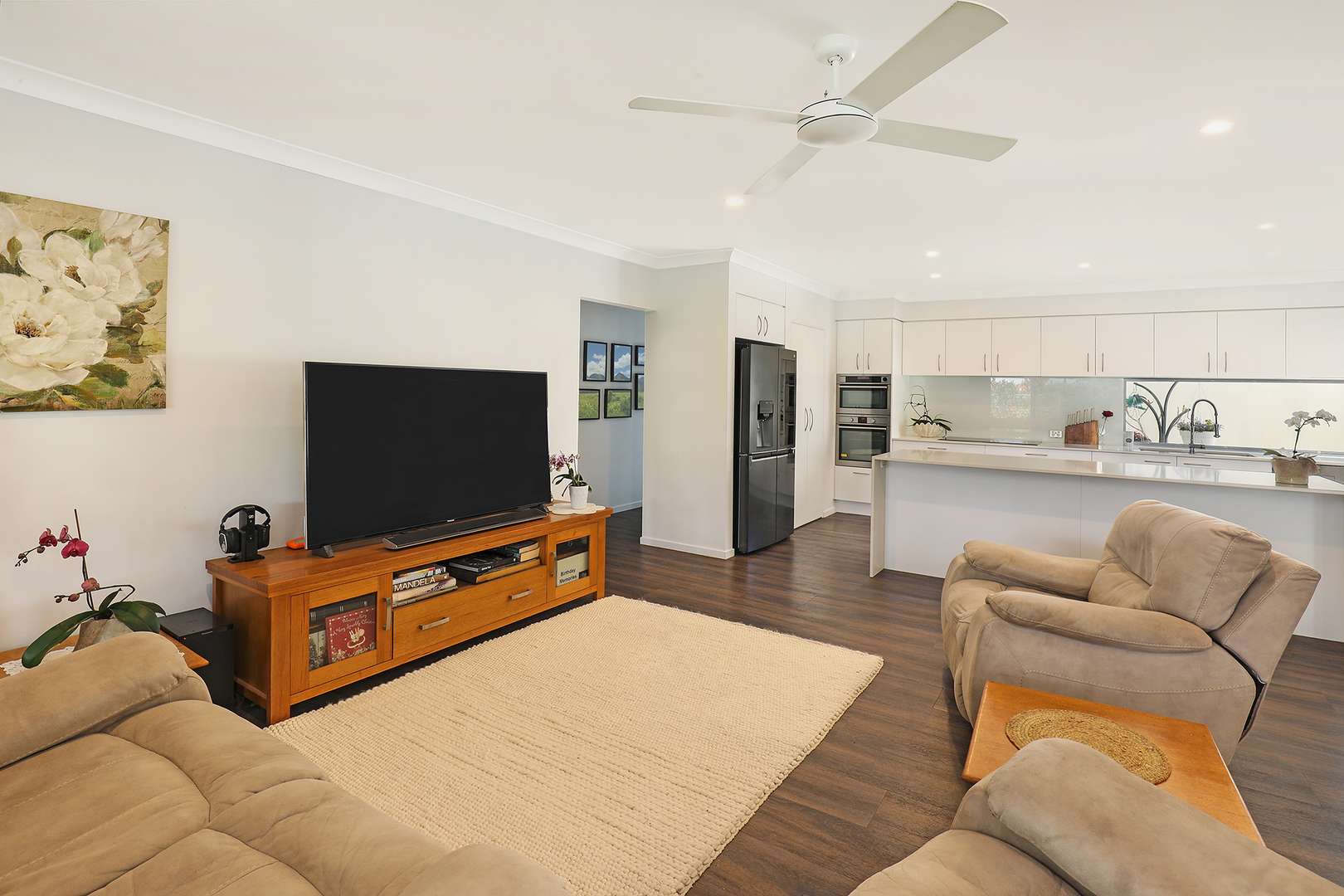 Easy-Care Living in Comfort & Style - V33 Halcyon Lakeside