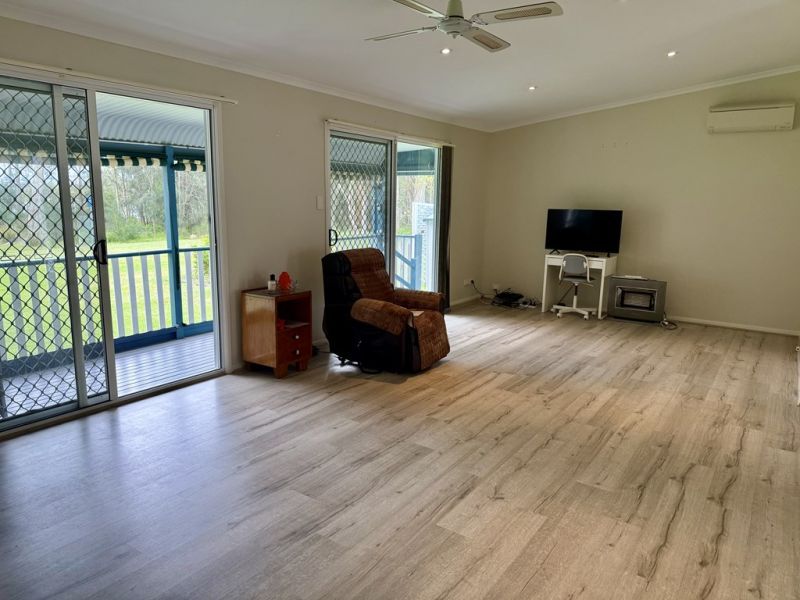 Rare Waterfront Oppourtunity