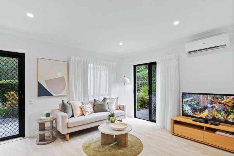 Bright and charming one-bedroom villa