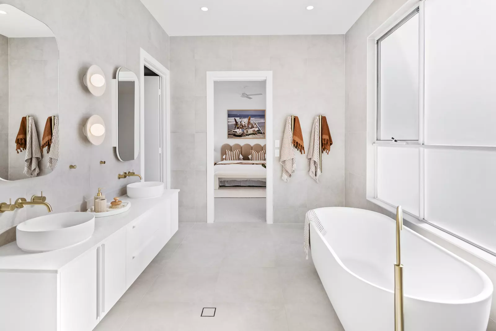 Ivey by Palm Lake Resort Pelican Waters