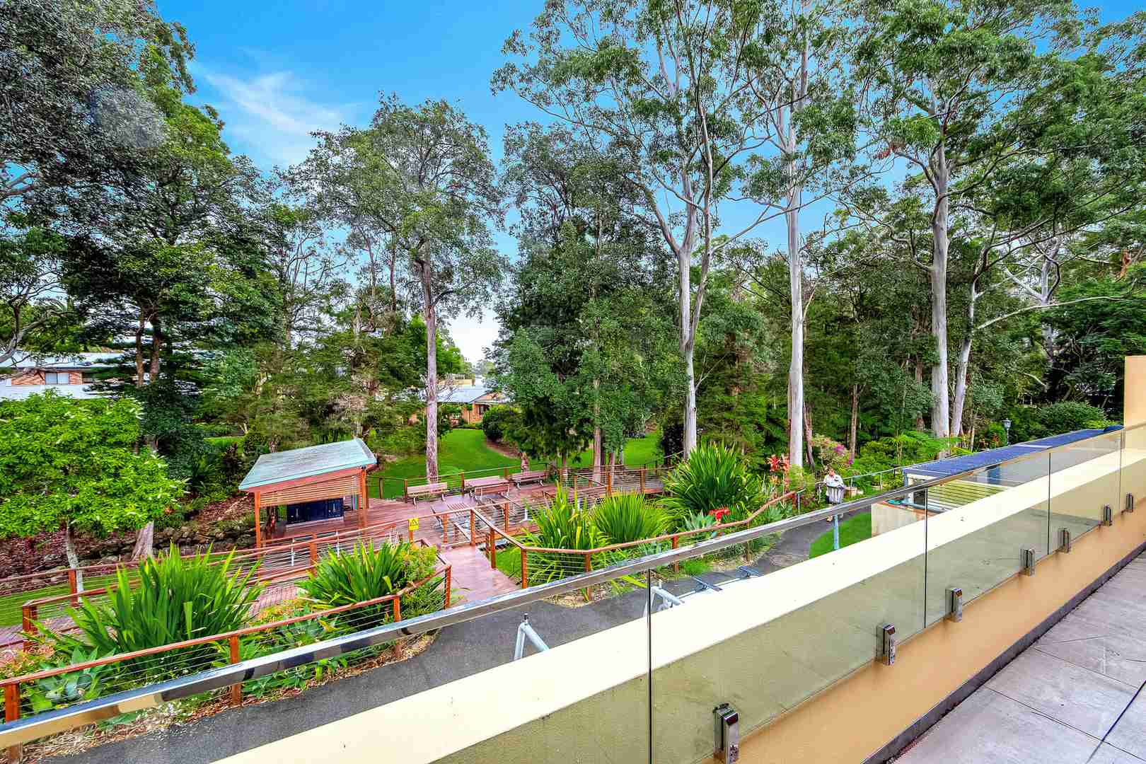 Spacious Villa Living in the Heart of Brentwood Village