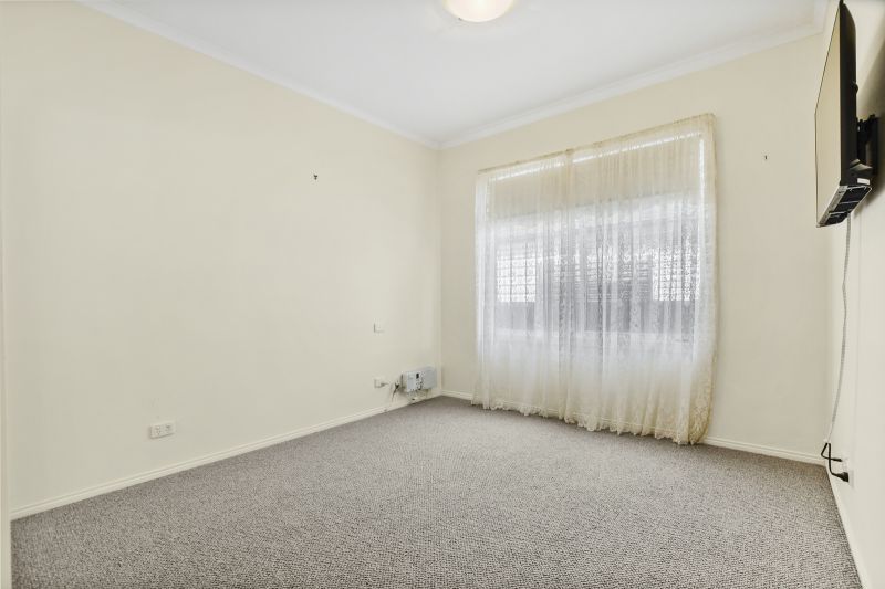 Bright Two Bedroom Home