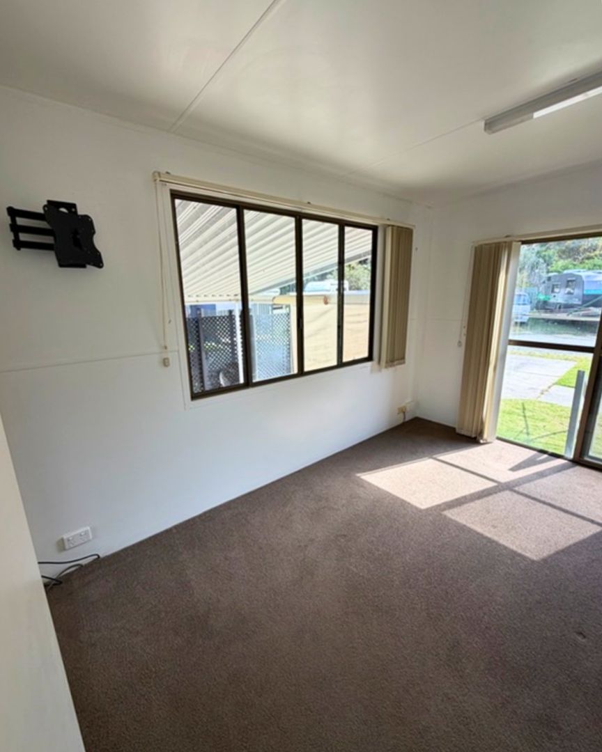 Lakeside Forster Village - Site 1/8th Ave