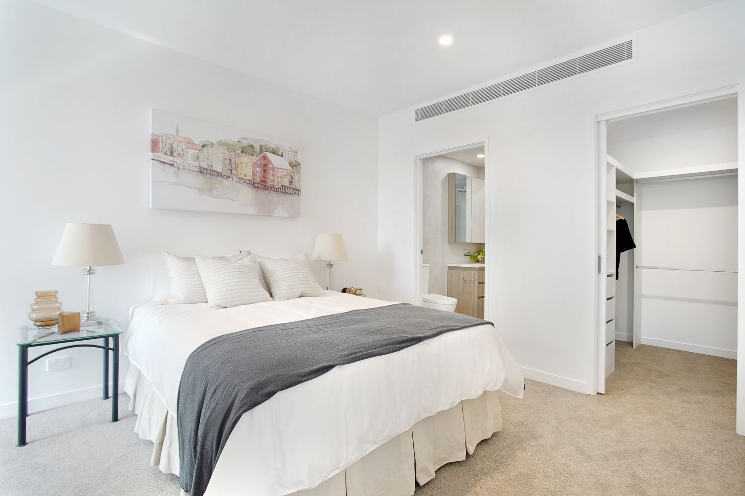 Light filled with generous proportions 