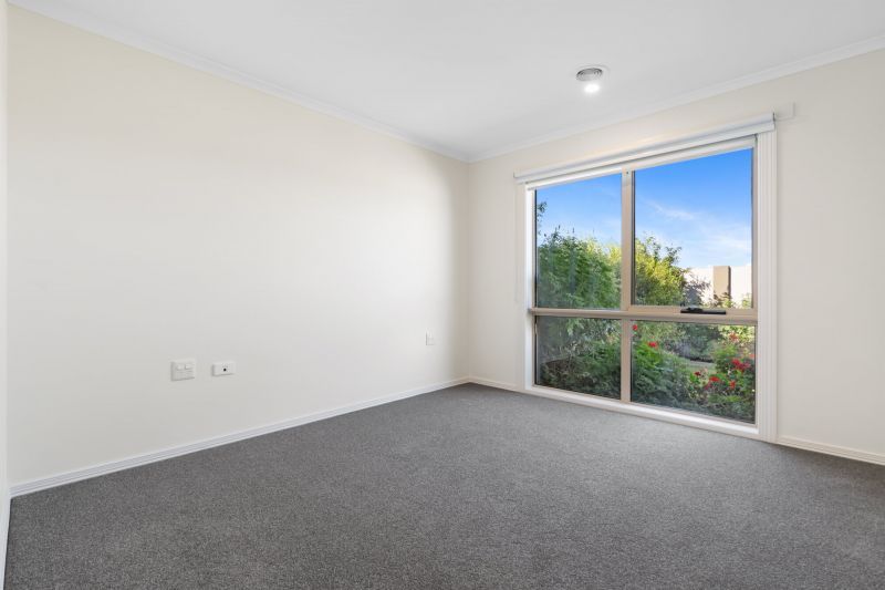 *Ready now*  Newly Renovated Retirement Home!