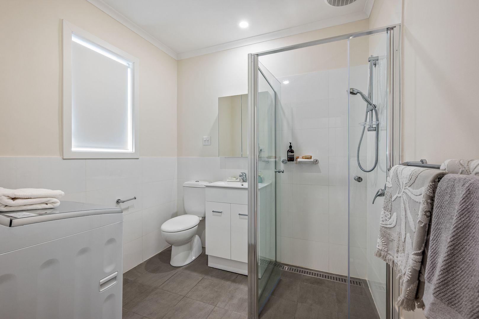 Are You Aged 65 Years Or Older And No Longer Working Full Time ? Step into Calm, Coastal Retirement Living in Hove