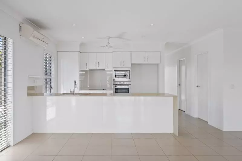 Site 9 - Established Belleview