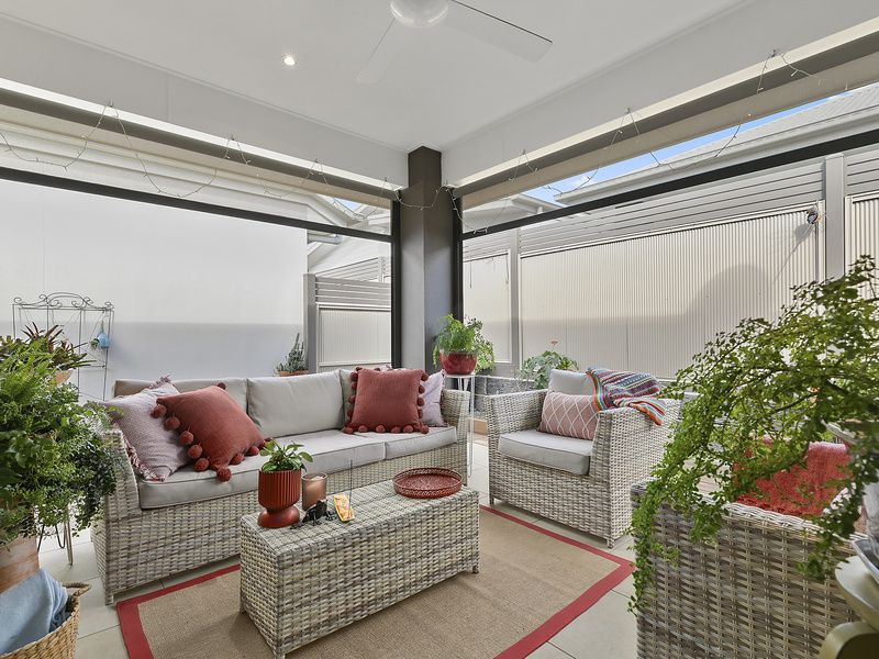 Entertainers Paradise