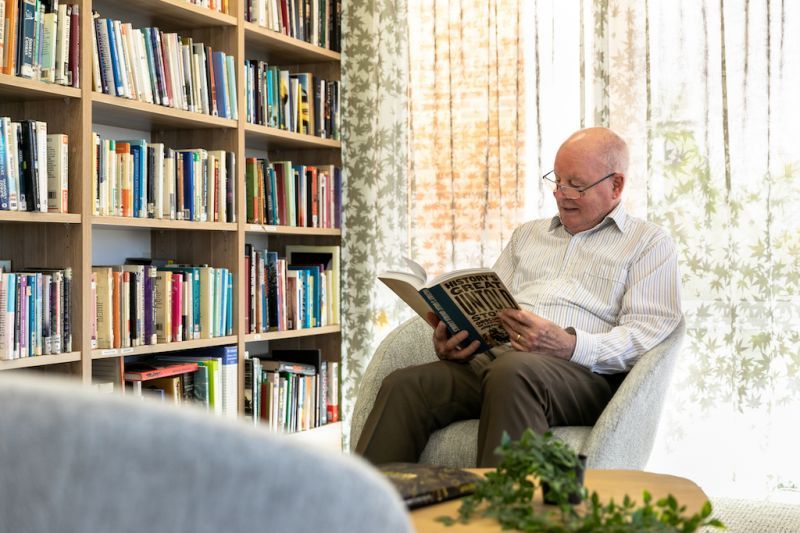 SOLD! Location Meets Lifestyle in Every Detail
Live Beautifully in a Quiet Wembley Villa
Designed for Downsizing