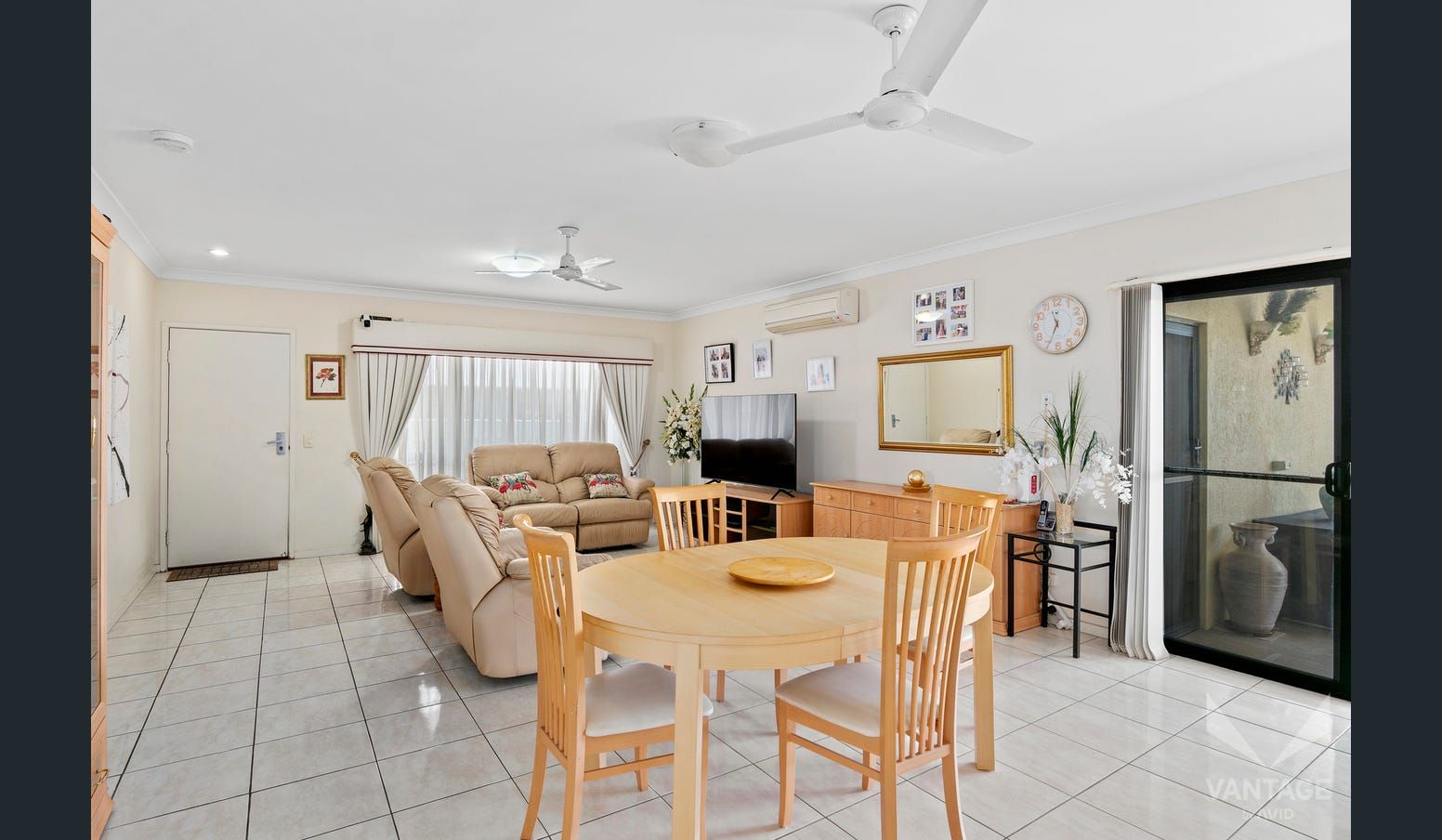 3 Bedroom Home with Double Lock up Garage at Vantage Eagleby Pines