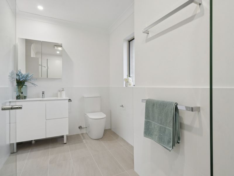 Light-filled villa with stunning bush view