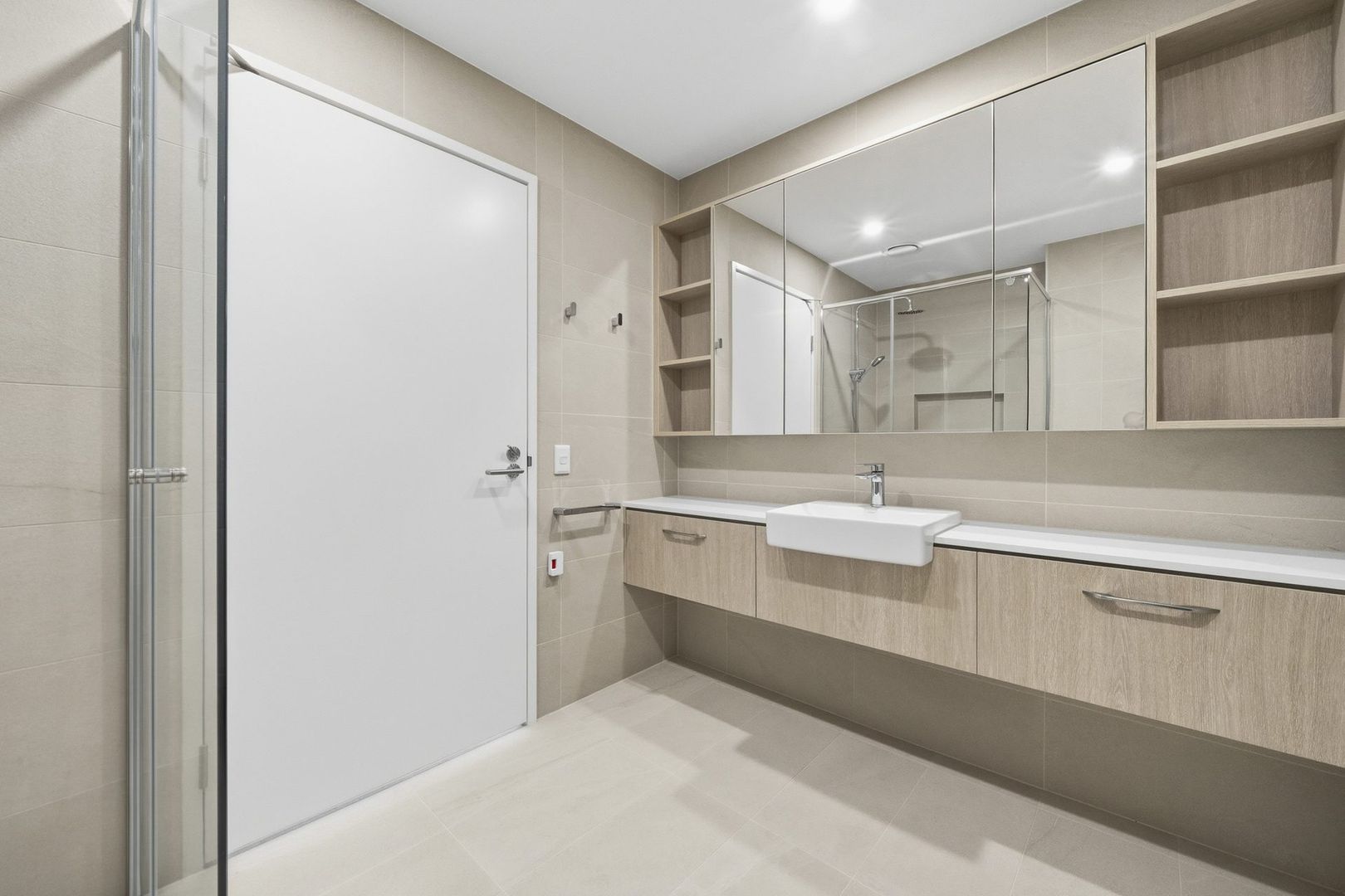Elegant Apartment with Sunlit Balcony with this 'Finch Design'