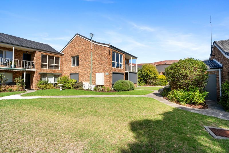 DEPOSIT TAKEN - Contemporary First Floor Unit with Tanti Creek Reserve views