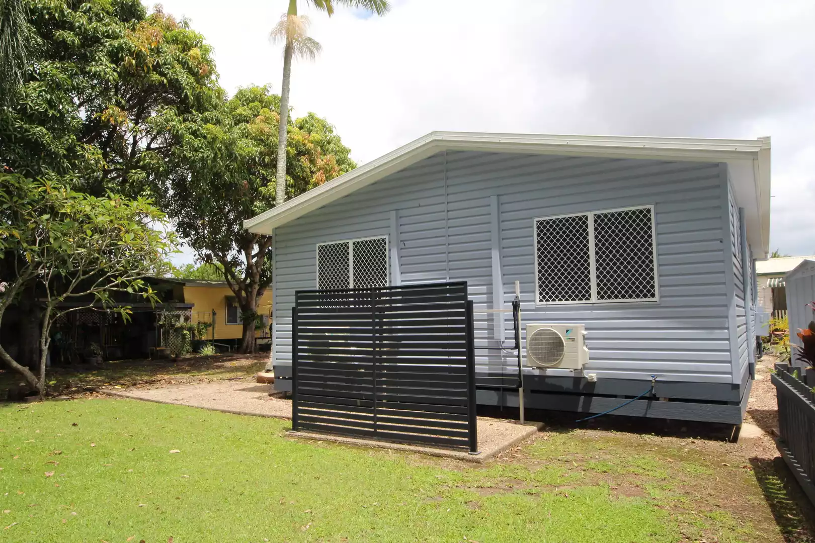 The Palms Village - Large Modern 2 Bedroom 