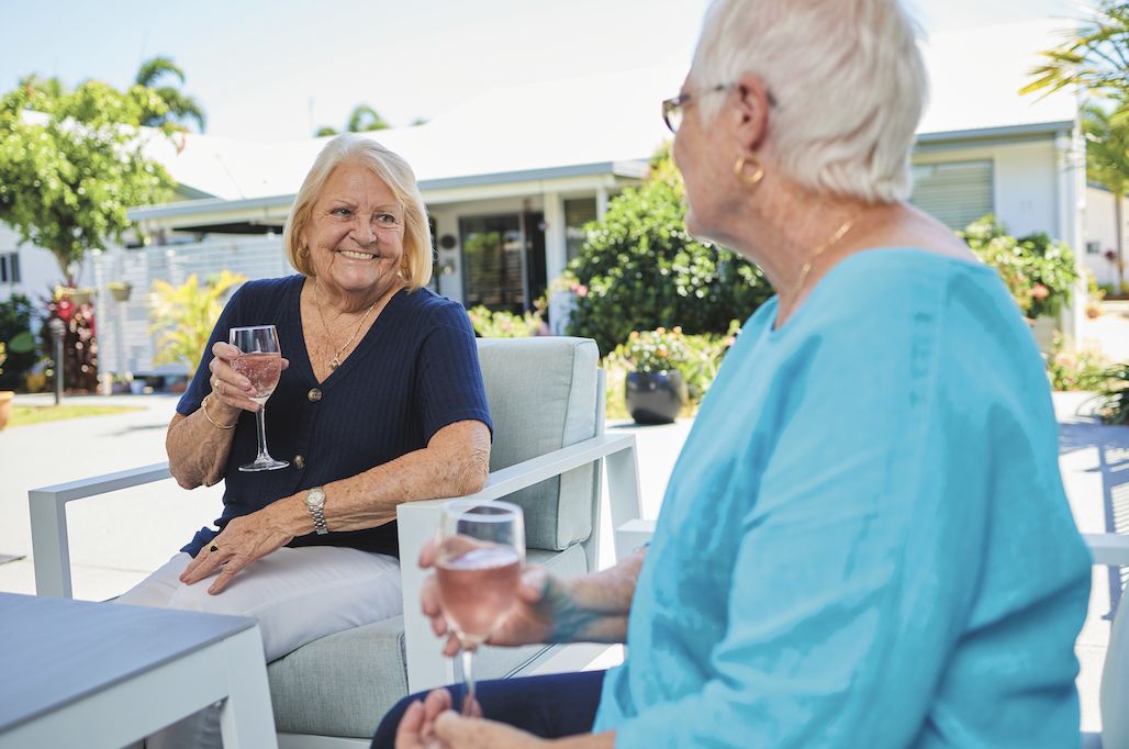 Villa 31 - Oak Tree Retirement Village Cairns - Beautiful 2 Bed + 2 Bath + Study Villa