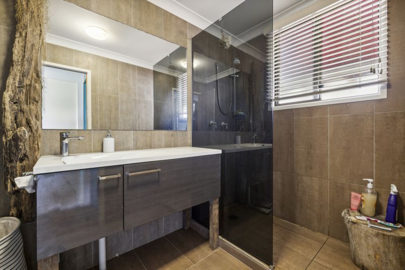 Hidden Coastal Paradise!