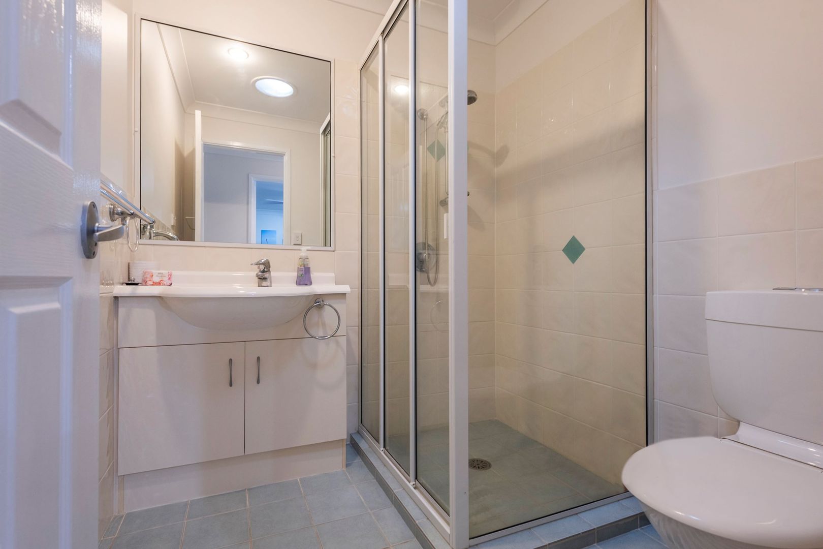 Palm Lake Yamba - Uninterrupted Water Views