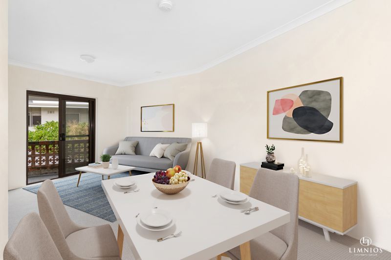 Scenic Top Floor Apartment