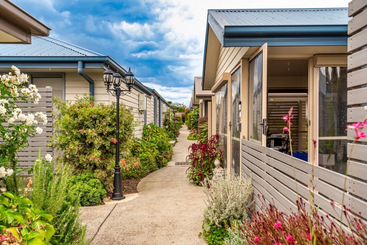 #SKYE_Rosella_2B + 1B