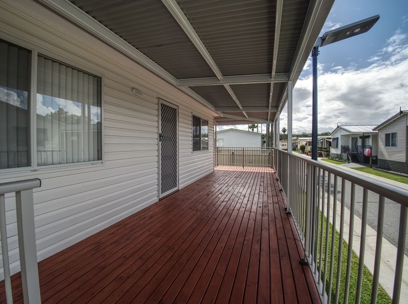 New Home, New Lifestyle at Crystal Waters Estate