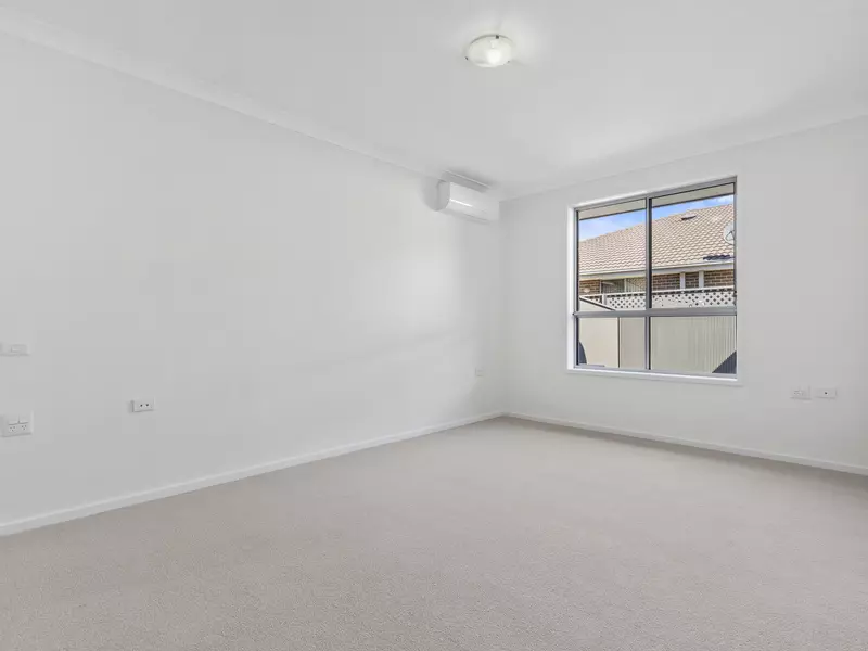 Updated Villa with Leafy Outlook and Private Alfresco