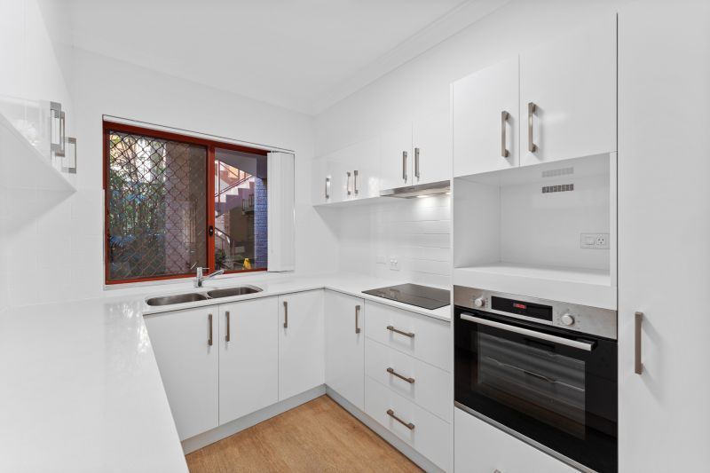 Ground Floor Apartment in Great Location.