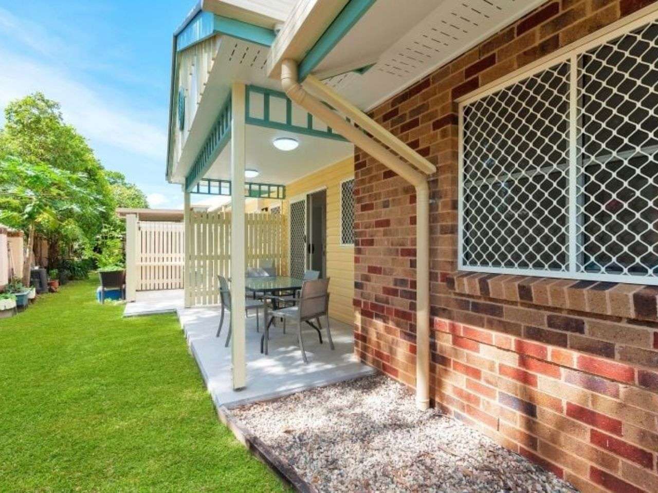 Two bedroom villa in quiet cul-de-sac