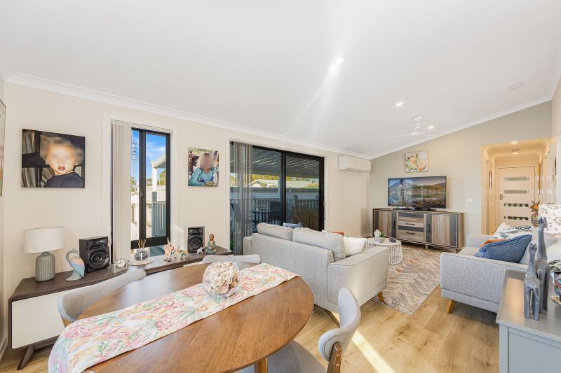 Fresh, Modern Home - Spacious Alfresco Entertaining