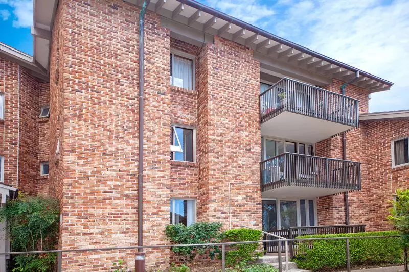 (Under Offer) - Well positioned 2 bedroom unit in Willandra Village with level access to your front door