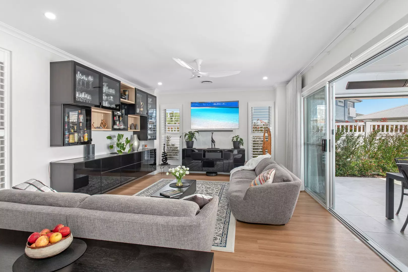 Rare Private Corner Block & Lake Views