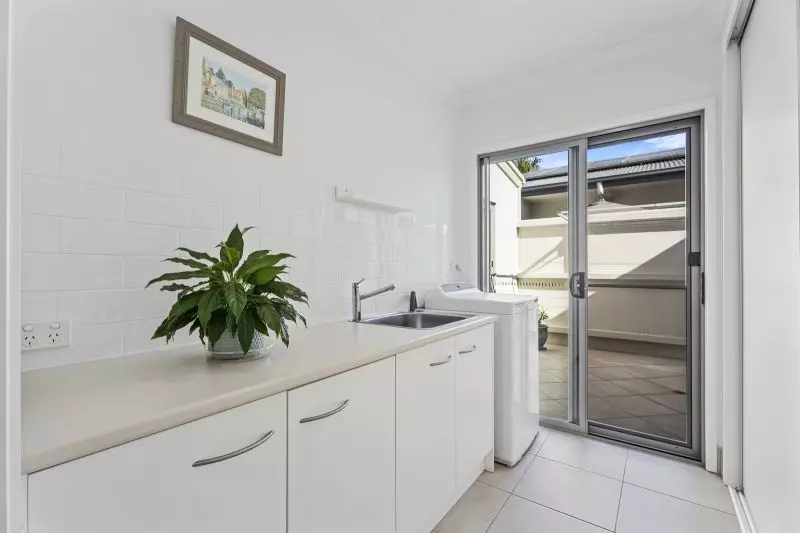 Site 82 - Established Heron