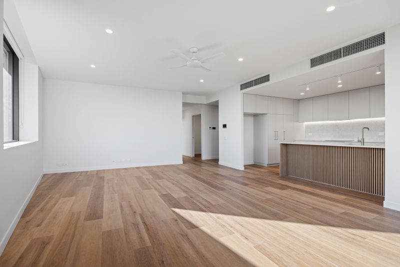 Last Remaining 3 Bedroom + Study Apartment with Uninterrupted Golf Course Views!