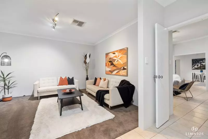 Stylish and Spacious Family Home on a big Land!