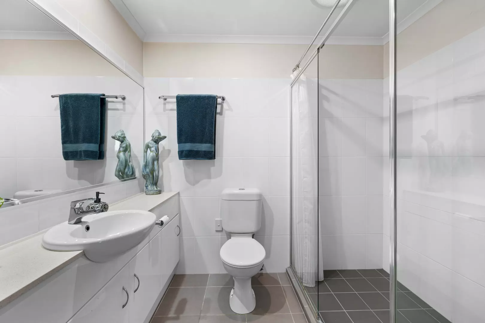 Orchid design two bedroom home in Palm Lake Resort Eagleby