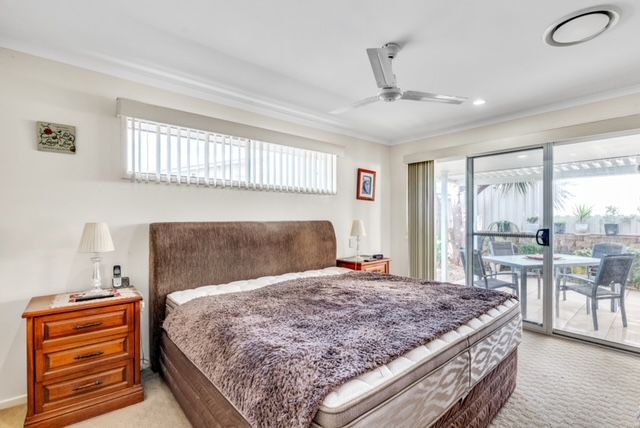 Centrally located 2 bed home plus study in Palm Lake Resort Eagleby