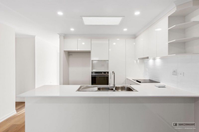 Renovated Retirement Oasis with multiple car parks