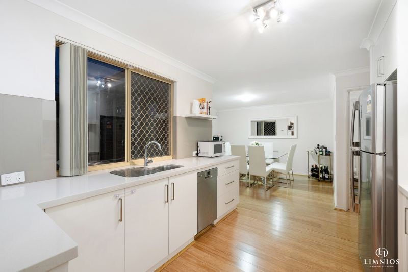 Super Spacious Townhouse!