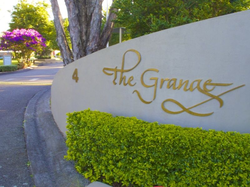 Just Reduced 2 Bedroom Home In Great Location 