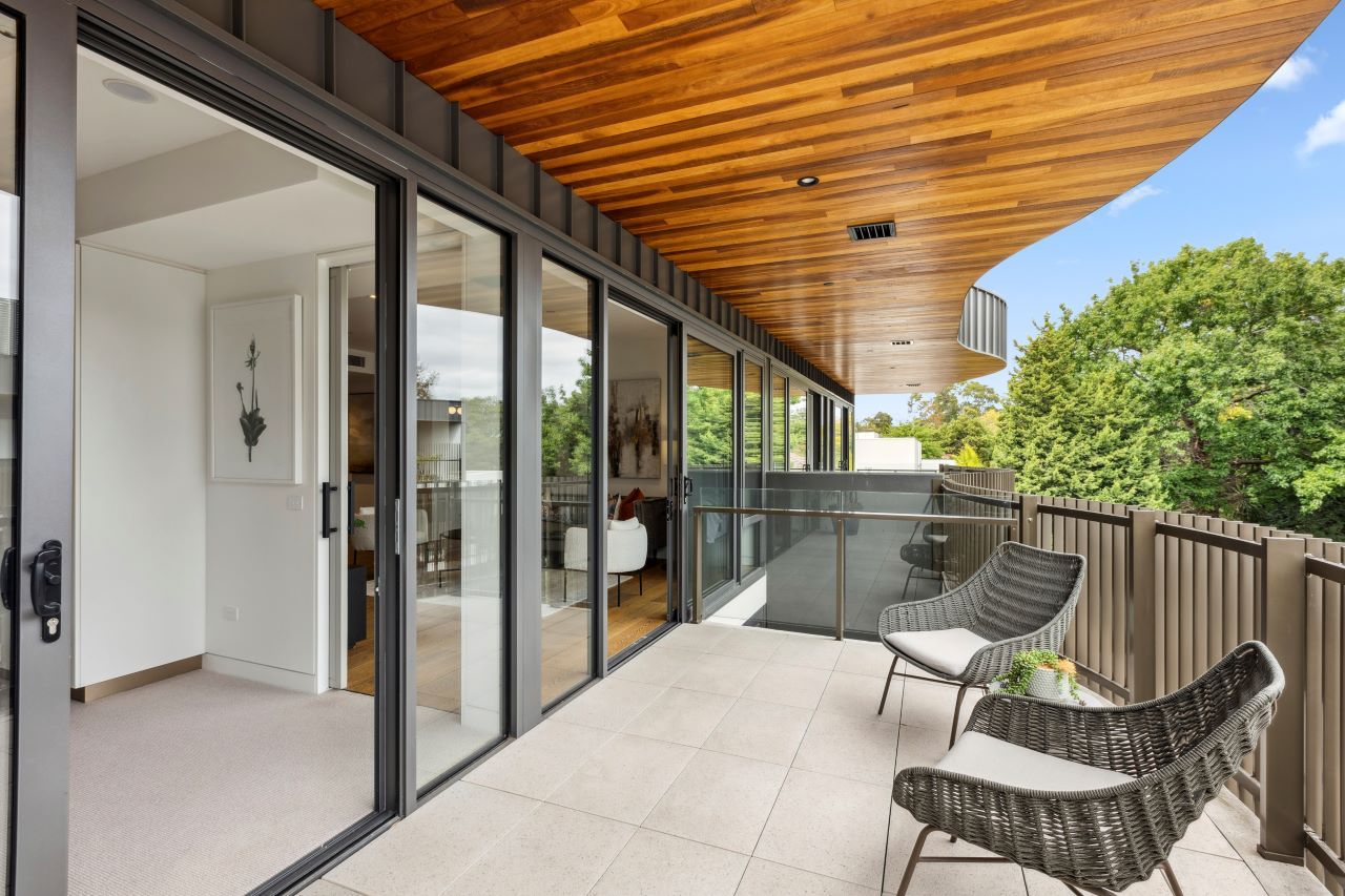 Luxurious Two-Bedroom Courtyard Facing Apartment 