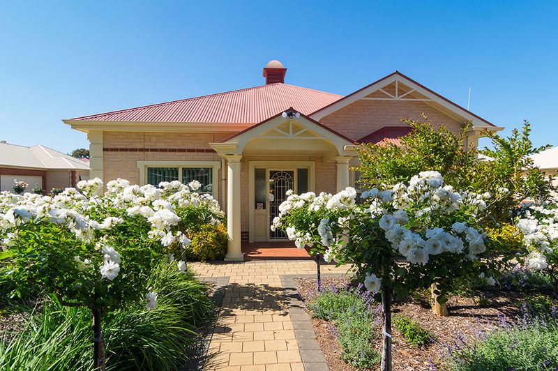 Spacious Independent Living Unit, perfect for the retiree requiring a little extra space!