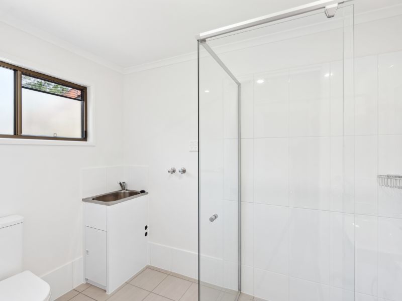 Spacious and bright one bedroom villa