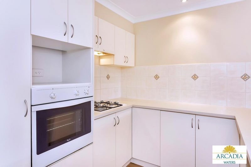 ARCADIA WATERS MANDURAH - ENJOY RETIREMENT WITH THIS 2 BED 2 BATH HOME