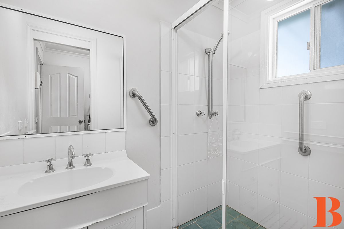 DEPOSIT TAKEN / UNDER CONTRACT- Excellent location - Carport - Easy Care, low maintenance