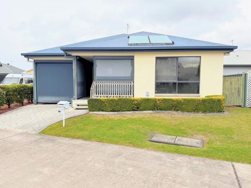 2-street access & Extra Yard & Office