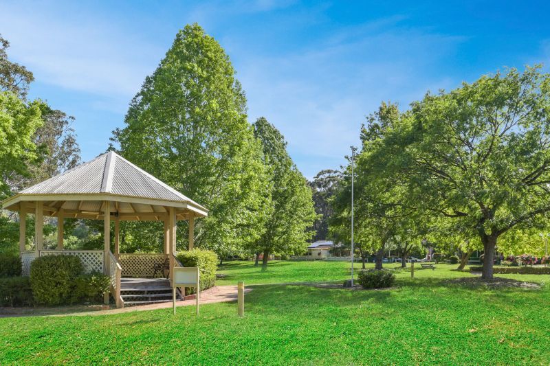 Desirable North facing apartment