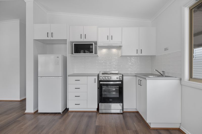Two Bedroom Home - Fresh Modern Kitchen!